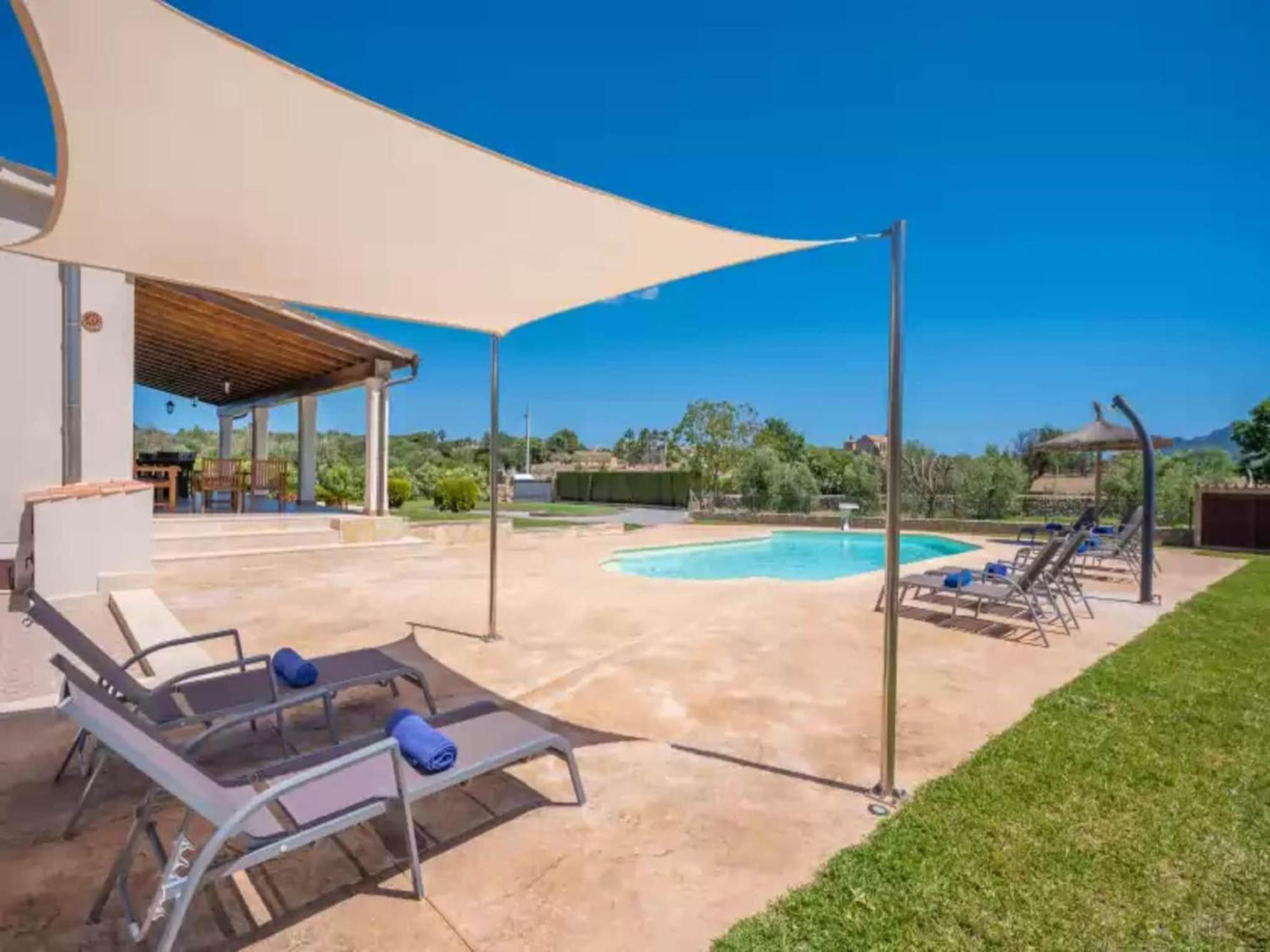 With Private Pool
